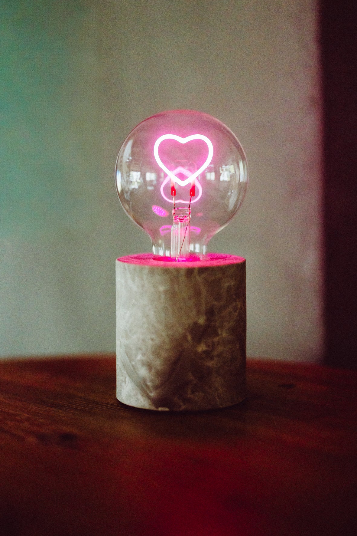 LED Tischlampe „Heart Glow“