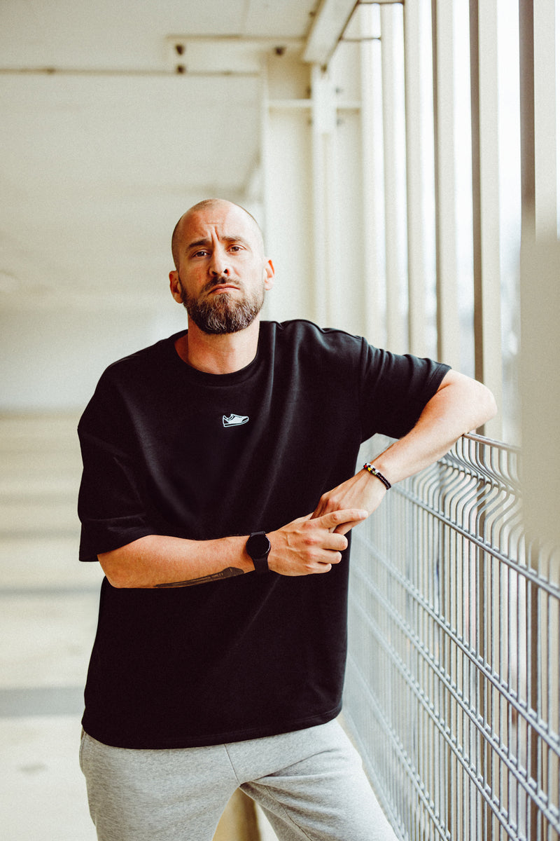 Basic Black Heavy Oversized Tee