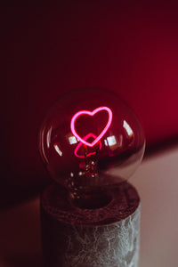 LED Tischlampe „Heart Glow“