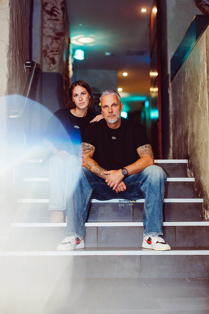 Heavy Oversized Smiley Tee Black