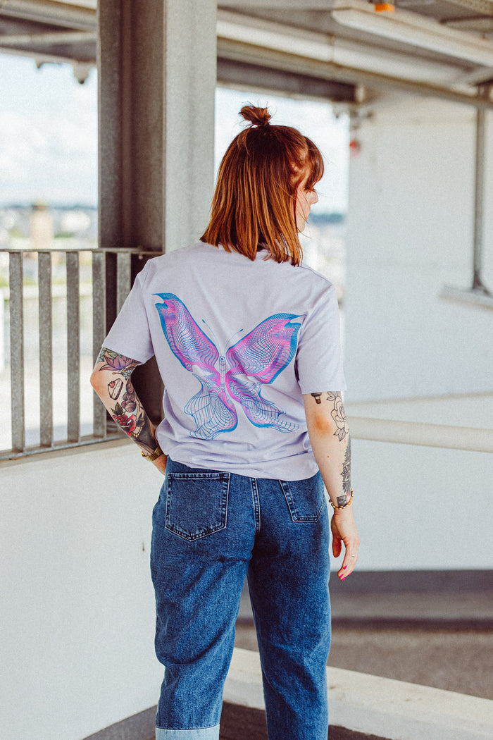 Butterfly Summer Tee in Flieder Back